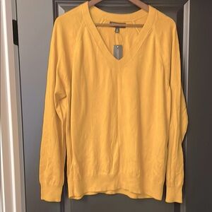 NWT  Golden yellow Banana Republic sweater